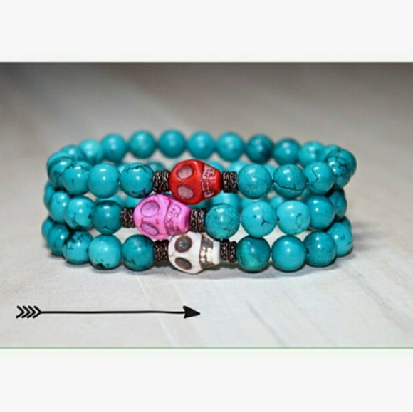 Skull + Turquise Semi Precious Bracelet - Picture 2 of 3